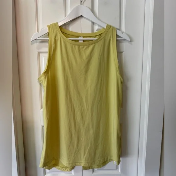 Helly Hansen Tech Split Back Tank – Medium - Picture 5 of 8